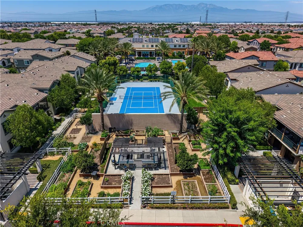 8757 Roving Place Chino, CA 91708
