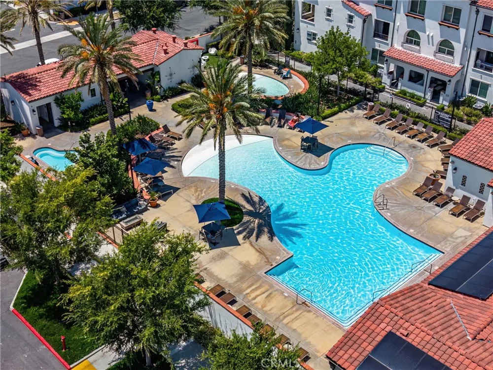 8757 Roving Place Chino, CA 91708