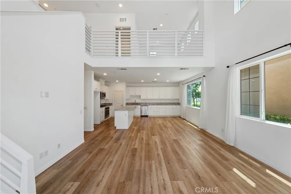 8757 Roving Place Chino, CA 91708