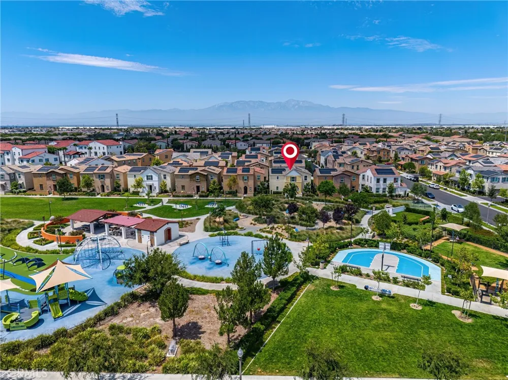 8757 Roving Place Chino, CA 91708