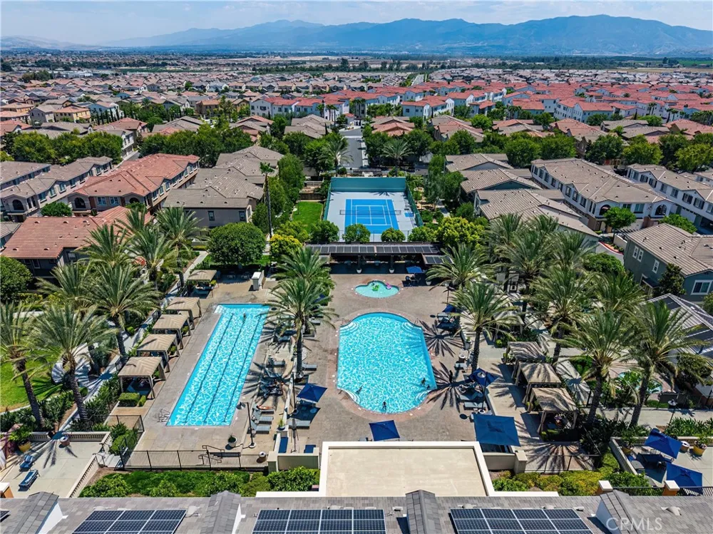 8757 Roving Place Chino, CA 91708
