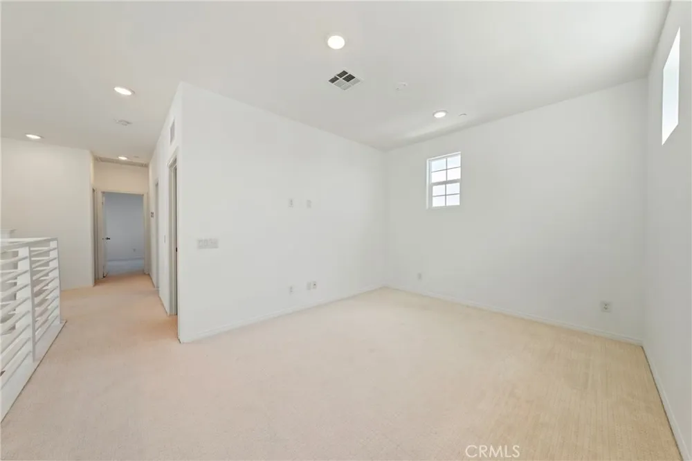 8757 Roving Place Chino, CA 91708