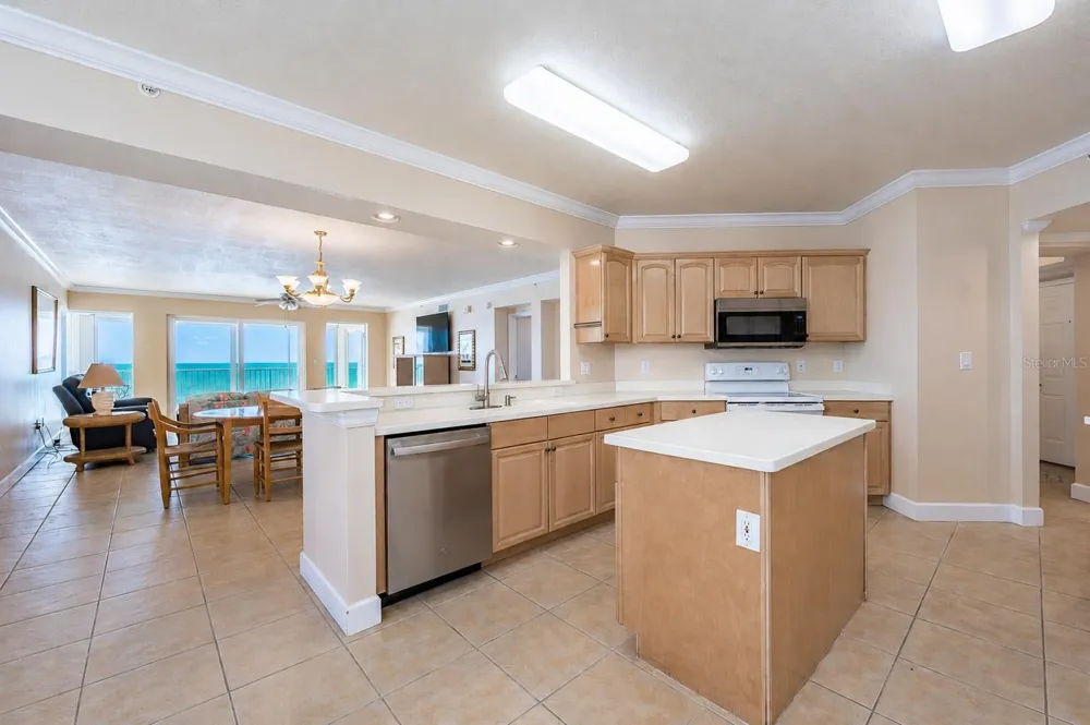 16750 GULF BOULEVARD #311 North Redington Beach, FL 33708