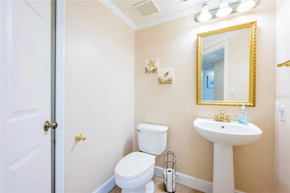 16750 GULF BOULEVARD #311 North Redington Beach, FL 33708
