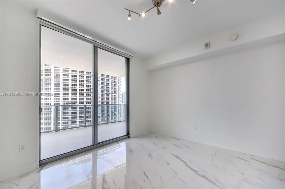 488 NE 18th St #4310 Miami, FL 33132