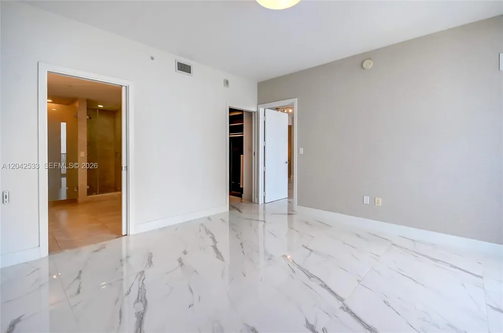 488 NE 18th St #4310 Miami, FL 33132