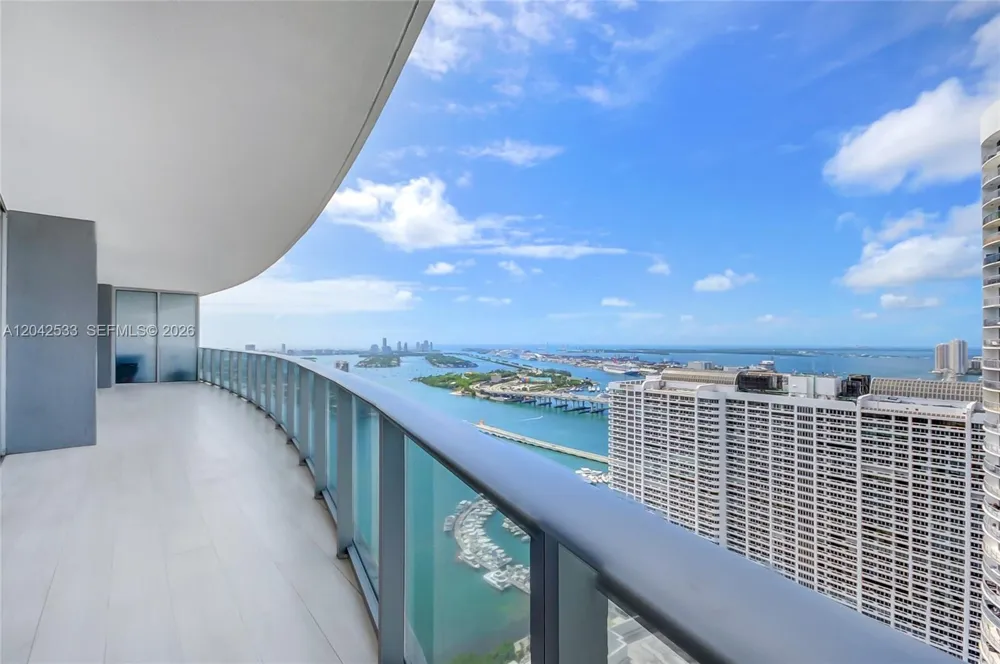 488 NE 18th St #4310 Miami, FL 33132
