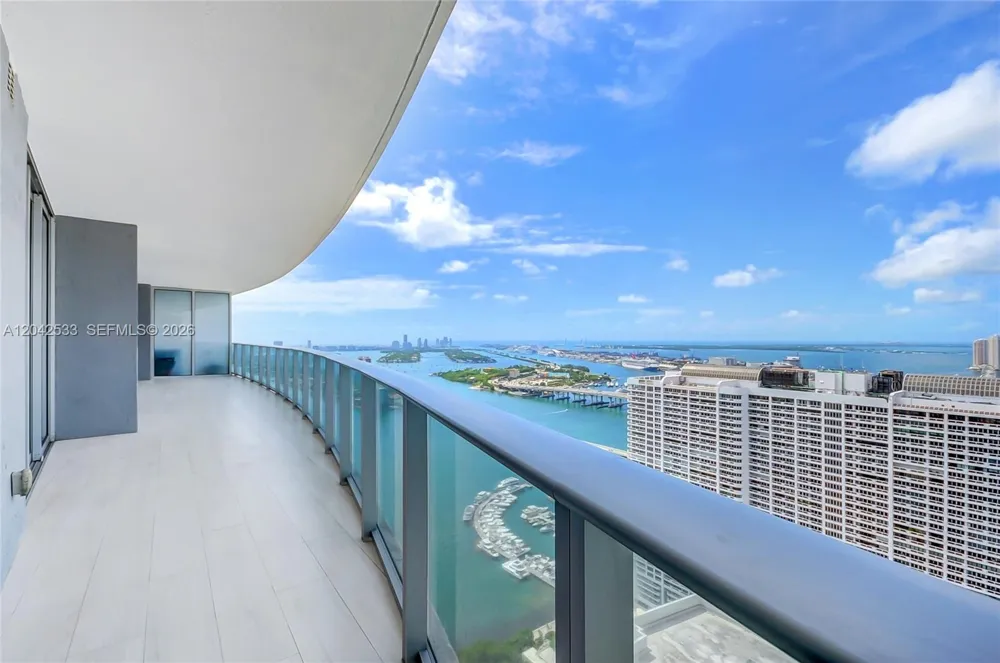 488 NE 18th St #4310 Miami, FL 33132