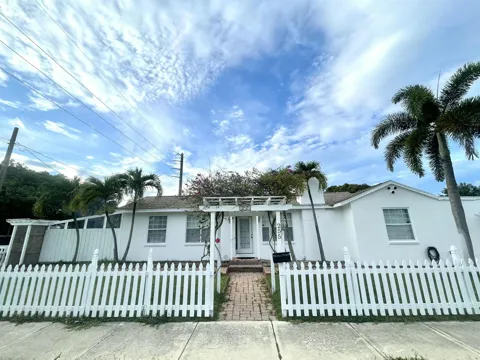 255 Foresteria Drive