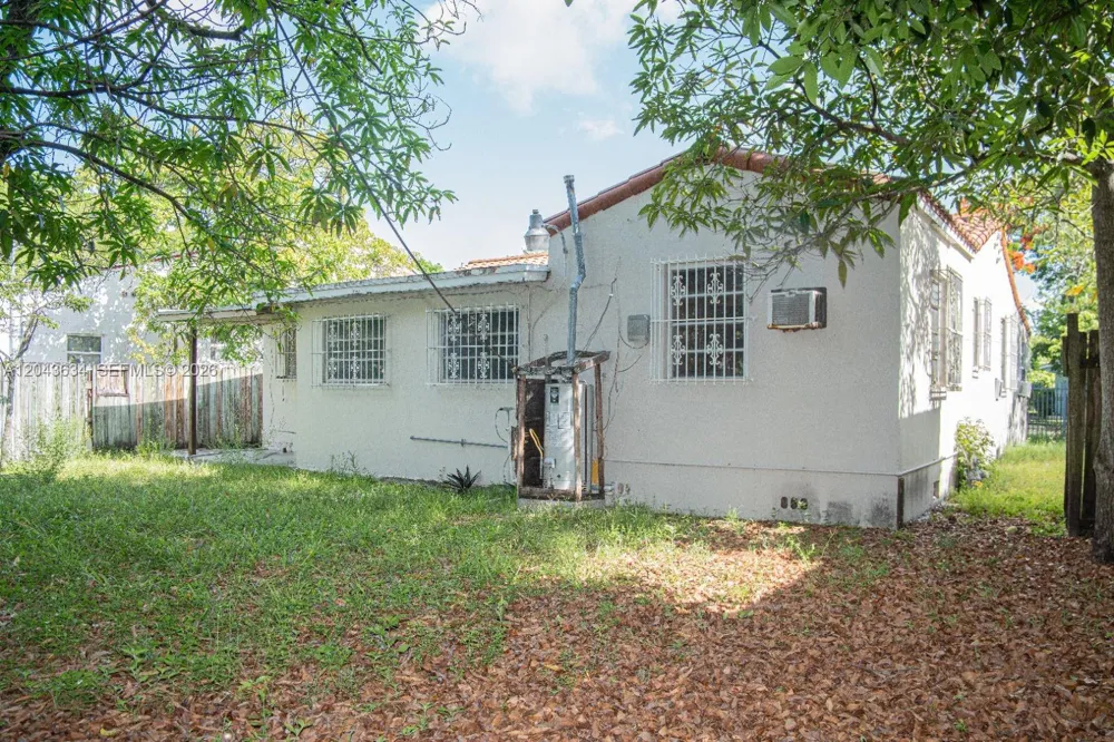 90 NE 48th St Miami, FL 33137