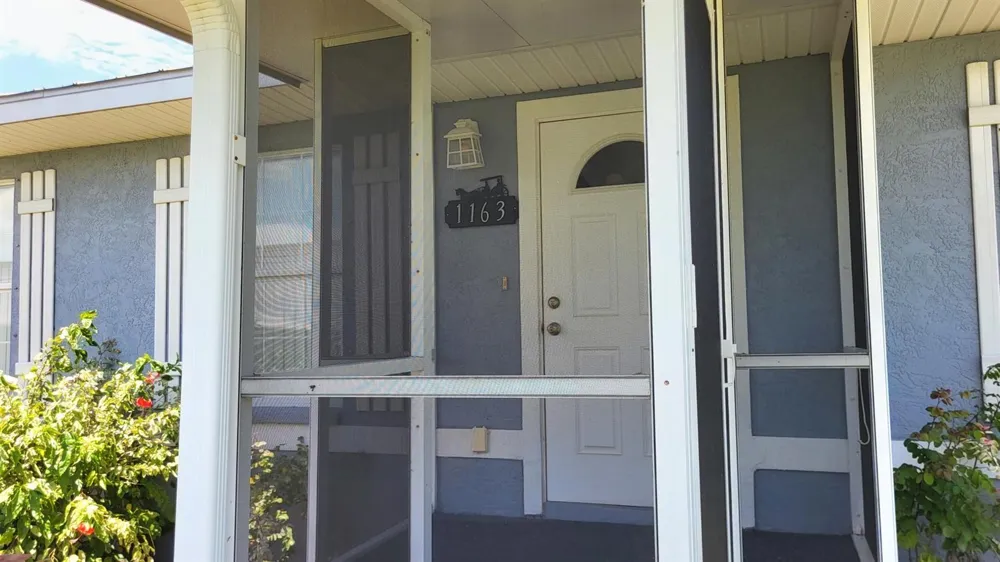 1163 Click Drive Moore Haven, FL 33471