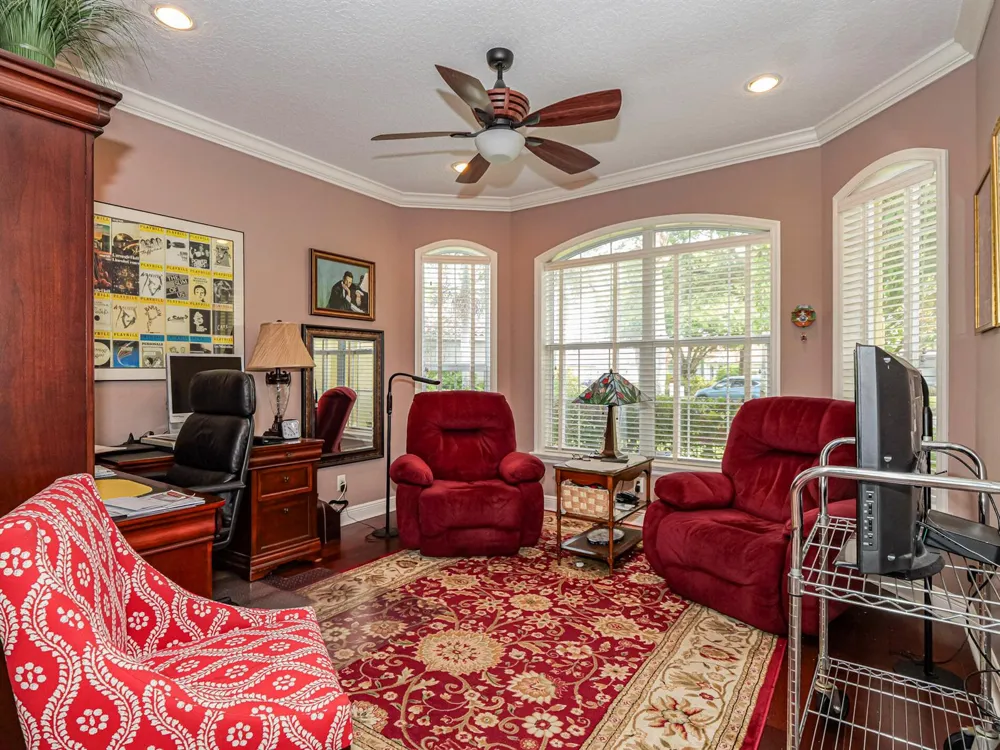 5873 Pine Ridge Circle Vero Beach, FL 32967