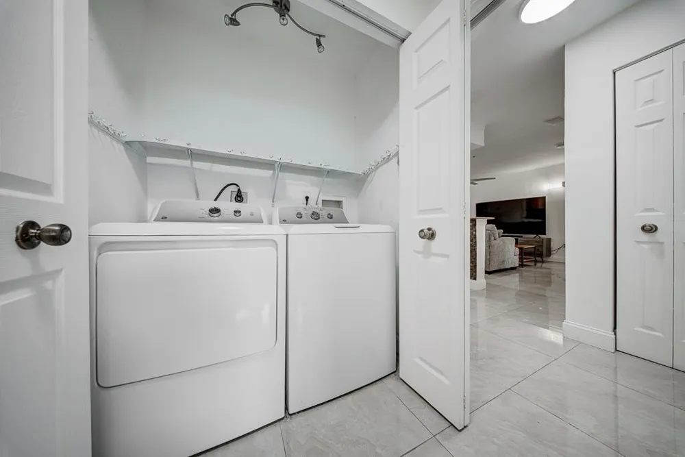 500 Scotia Drive #302 Hypoluxo, FL 33462