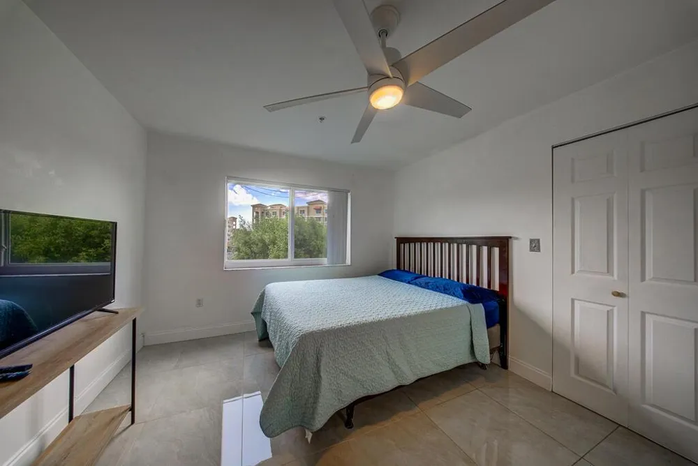 500 Scotia Drive #302 Hypoluxo, FL 33462