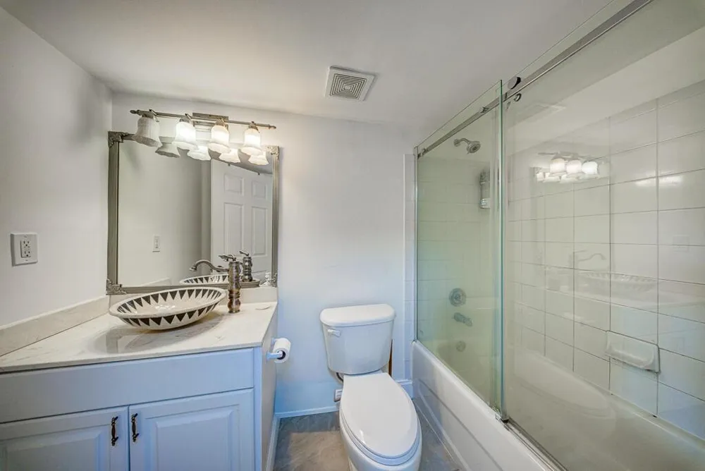 500 Scotia Drive #302 Hypoluxo, FL 33462