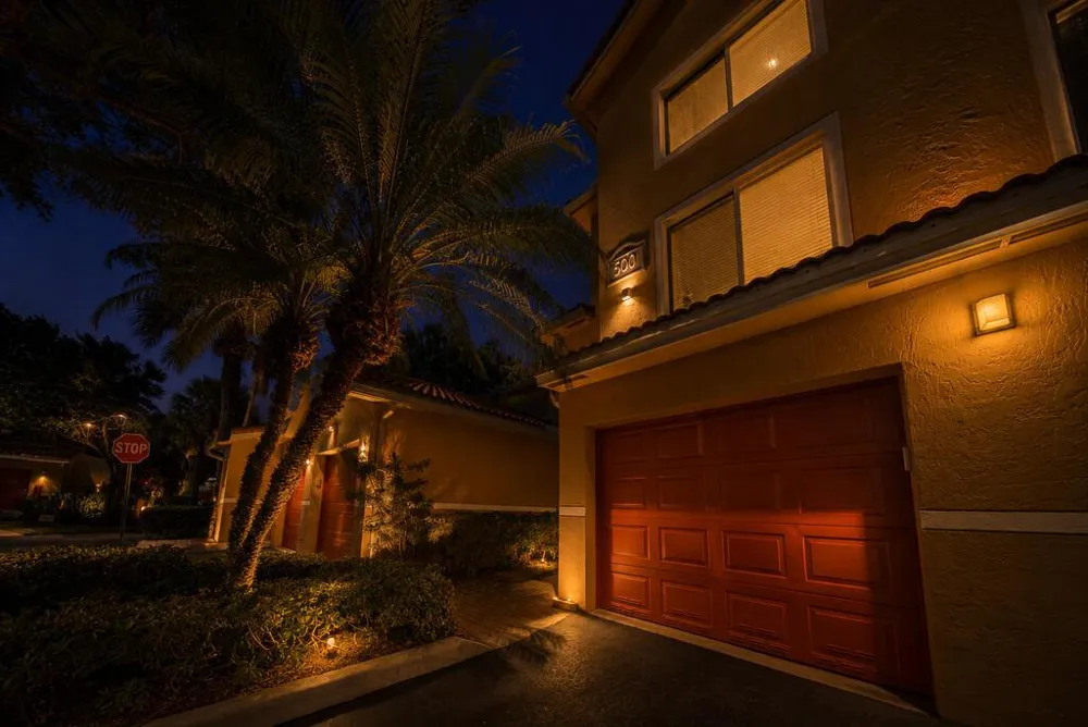 500 Scotia Drive #302 Hypoluxo, FL 33462