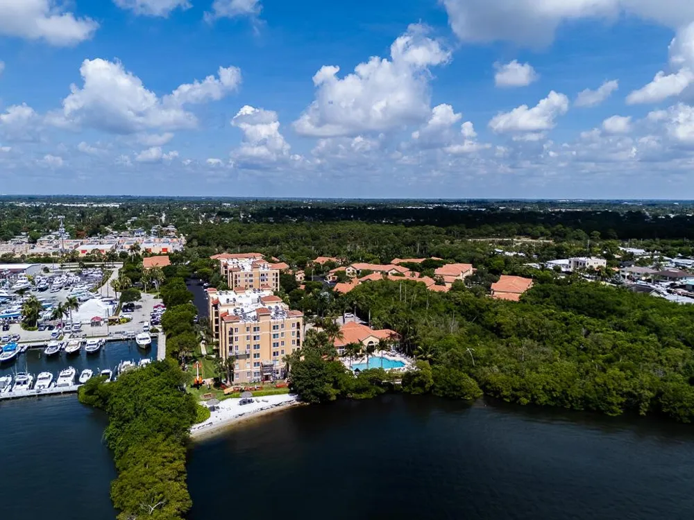 500 Scotia Drive #302 Hypoluxo, FL 33462