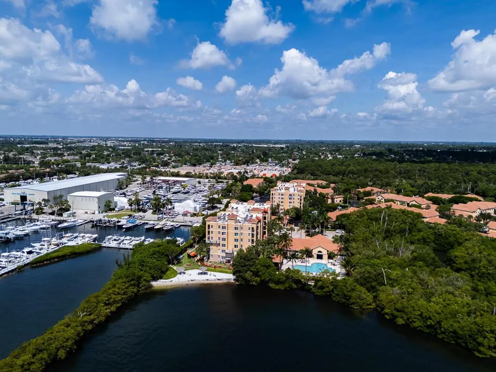 500 Scotia Drive #302 Hypoluxo, FL 33462
