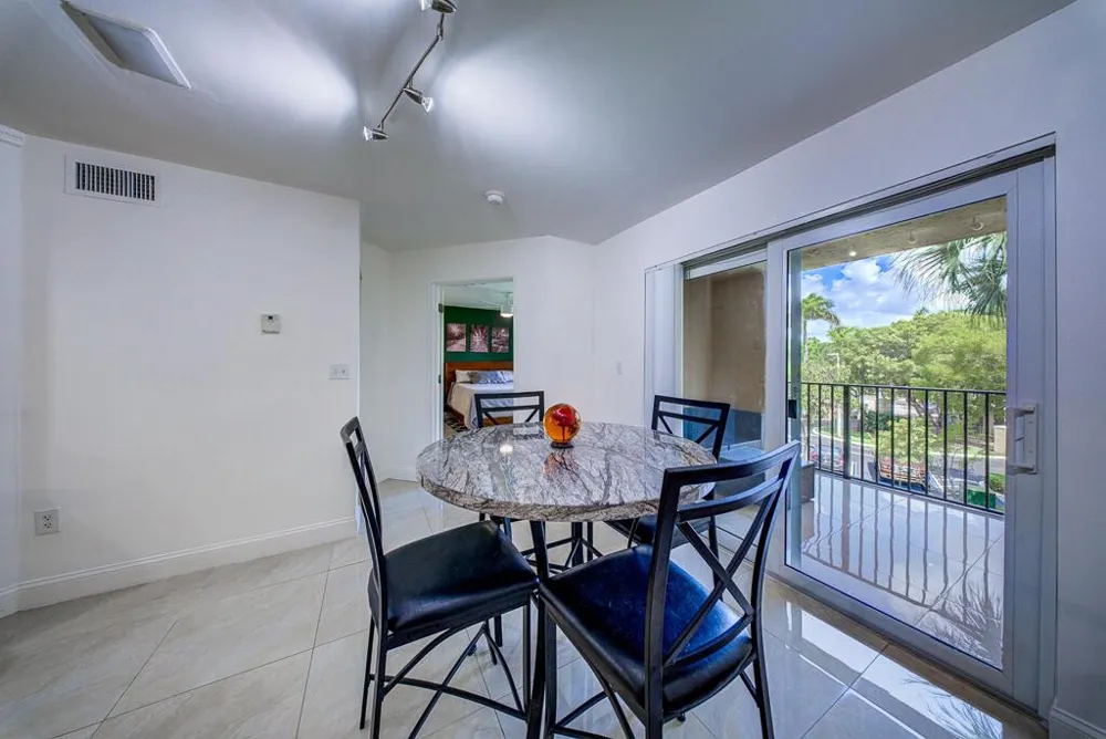 500 Scotia Drive #302 Hypoluxo, FL 33462