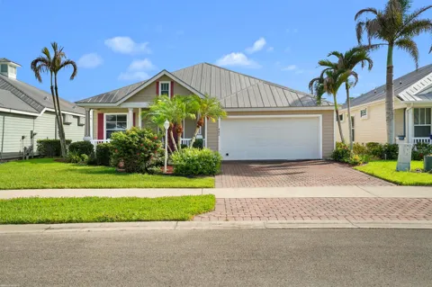 442 NE Leaping Frog Way