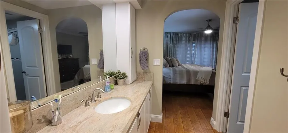 6010 S Falls Circle Drive #423 Lauderhill, FL 33319
