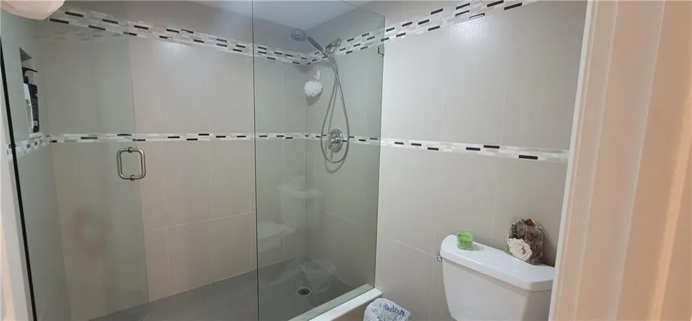 6010 S Falls Circle Drive #423 Lauderhill, FL 33319