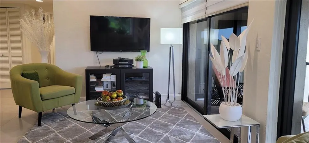 6010 S Falls Circle Drive #423 Lauderhill, FL 33319