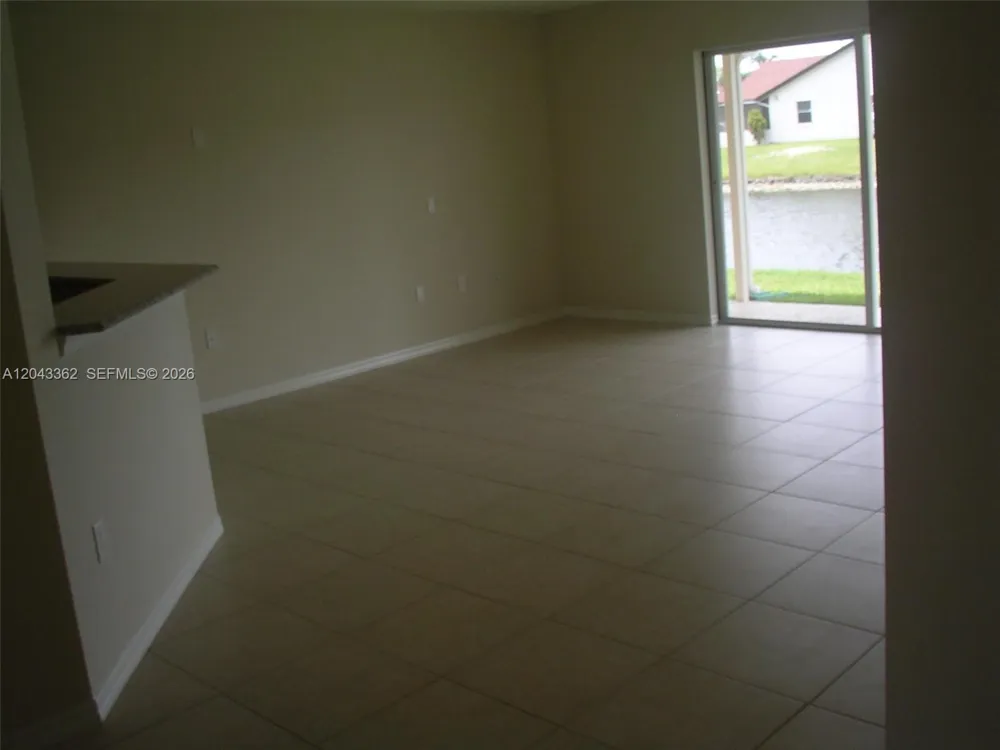 9247 Chambers St Tamarac, FL 33321