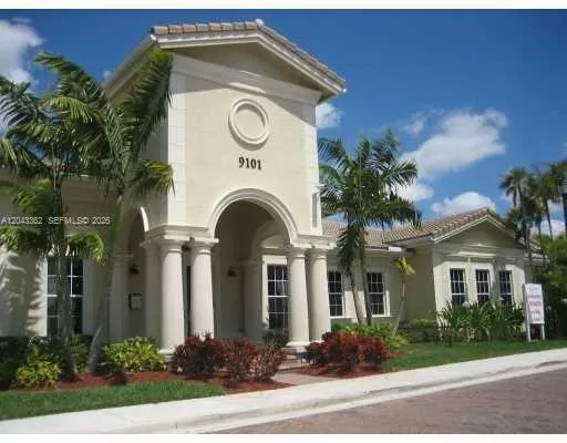 9247 Chambers St Tamarac, FL 33321