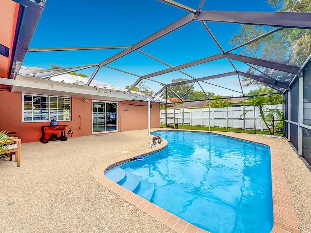 851 E Plantation Circle Plantation, FL 33324