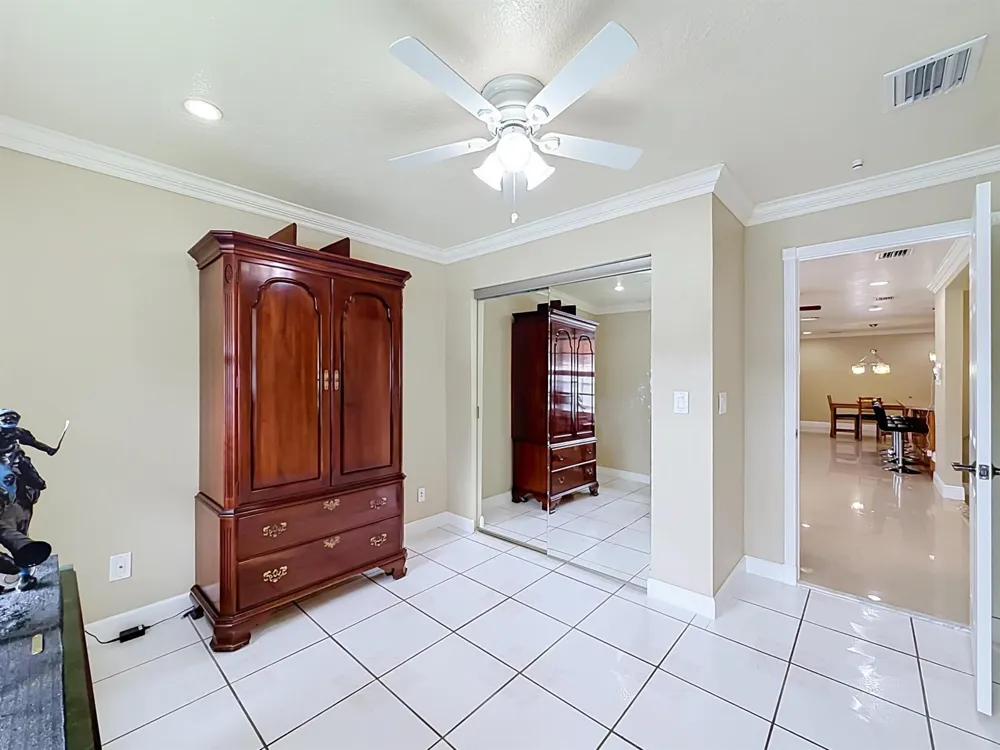 851 E Plantation Circle Plantation, FL 33324