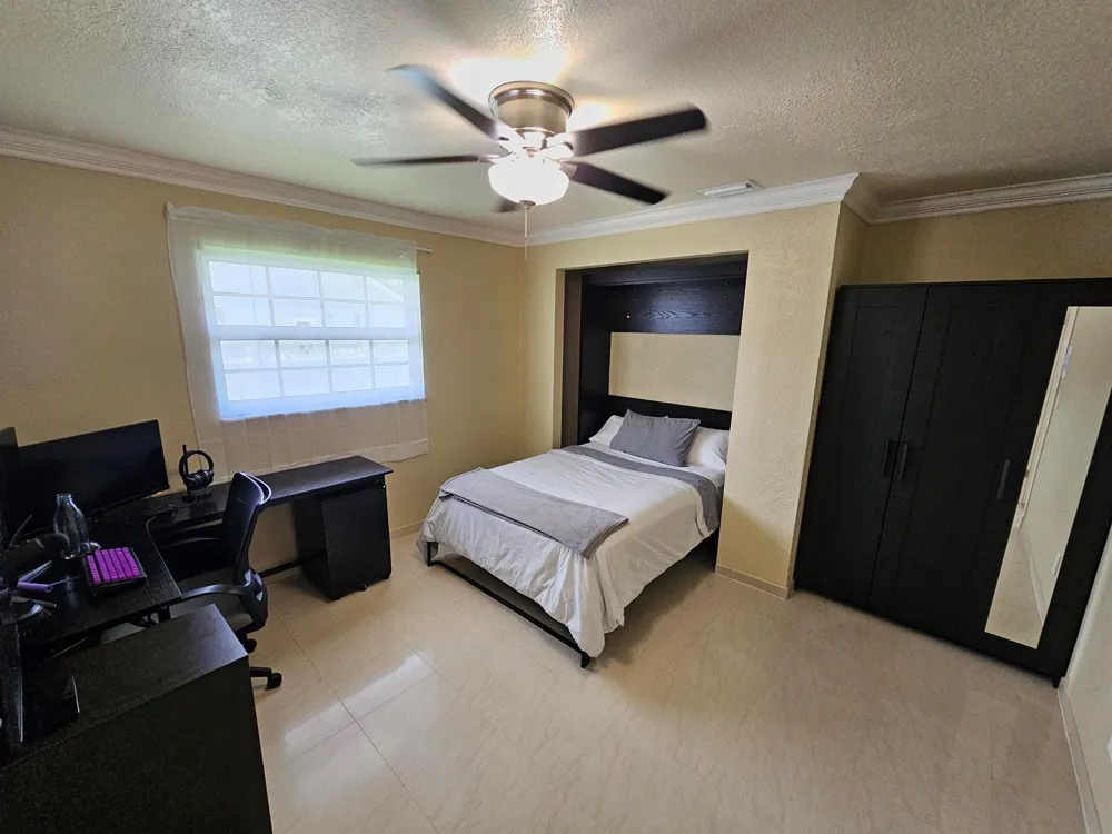 851 E Plantation Circle Plantation, FL 33324