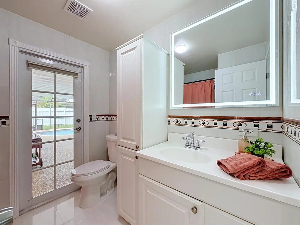 851 E Plantation Circle Plantation, FL 33324