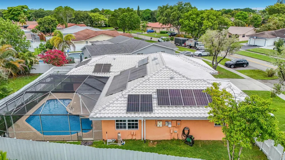 851 E Plantation Circle Plantation, FL 33324