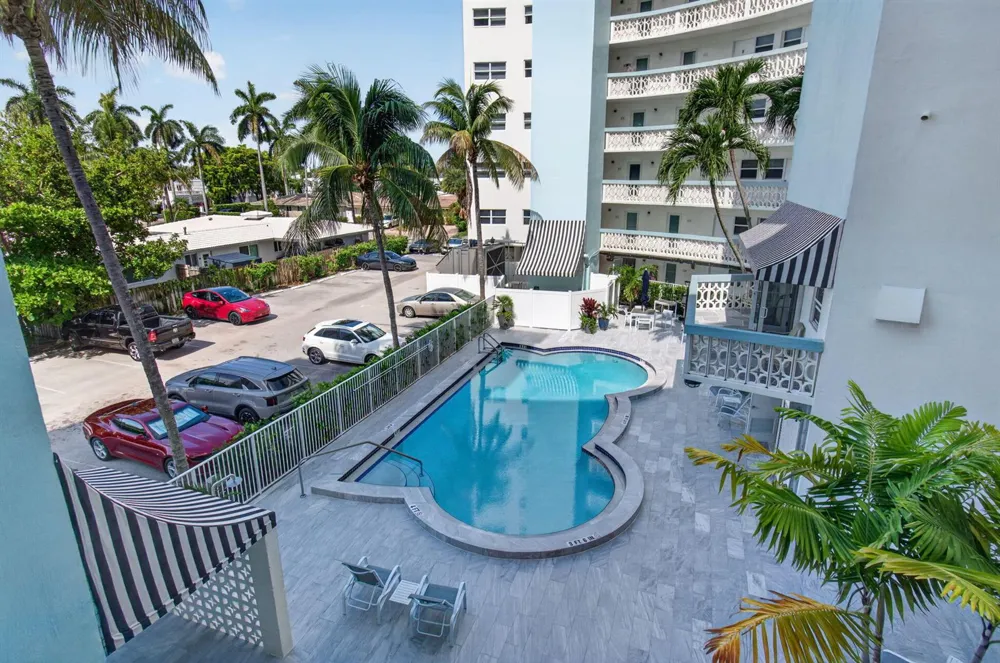3250 NE 28th Street #Unit 302 Fort Lauderdale, FL 33308
