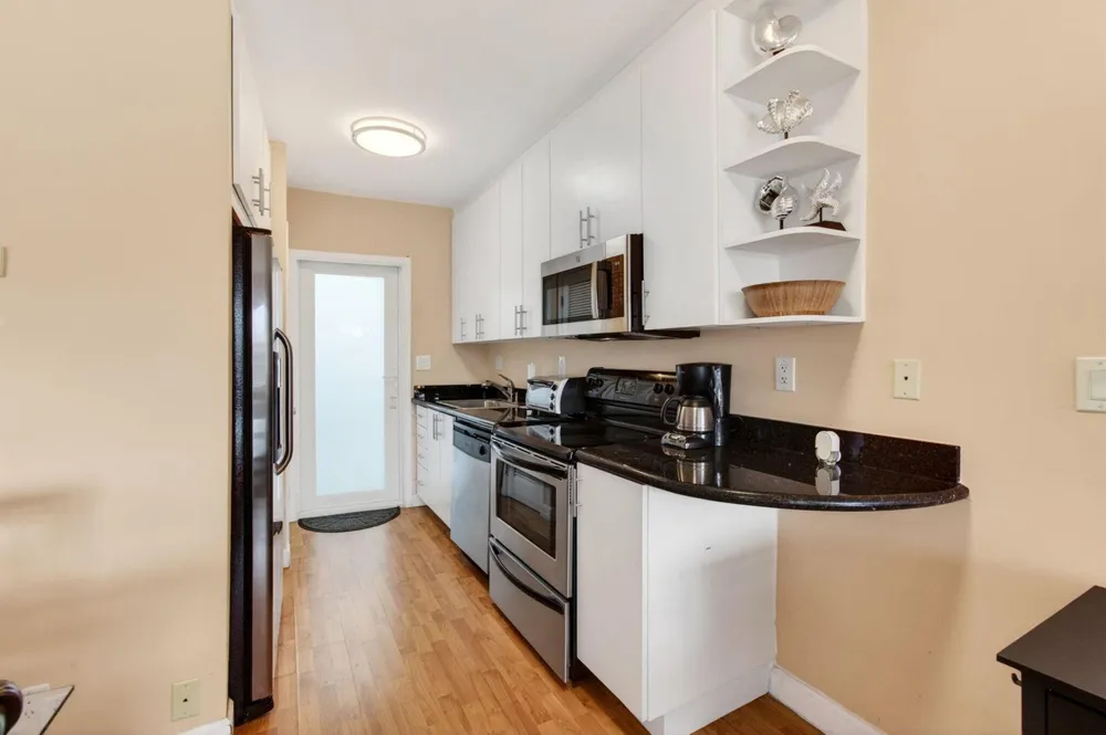 3250 NE 28th Street #Unit 302 Fort Lauderdale, FL 33308