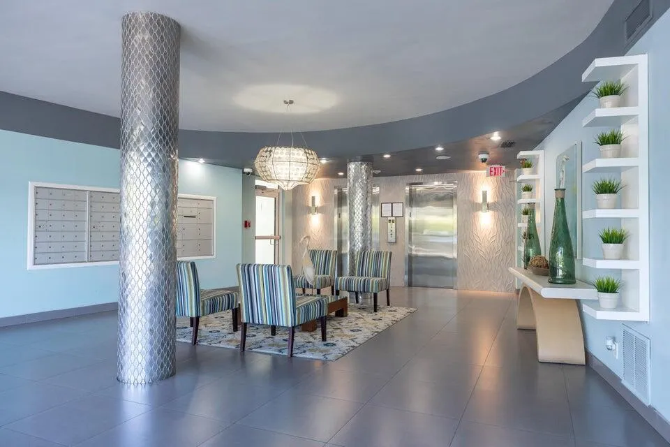 3250 NE 28th Street #Unit 302 Fort Lauderdale, FL 33308
