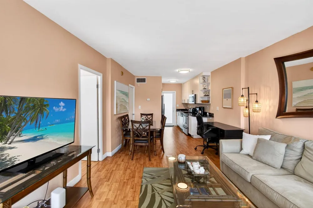 3250 NE 28th Street #Unit 302 Fort Lauderdale, FL 33308