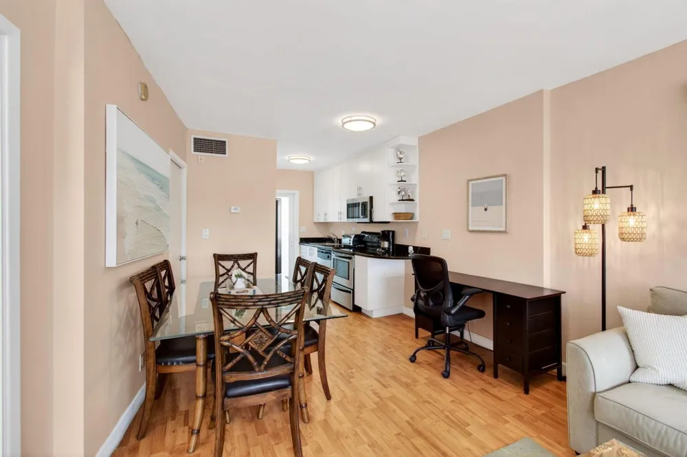 3250 NE 28th Street #Unit 302 Fort Lauderdale, FL 33308