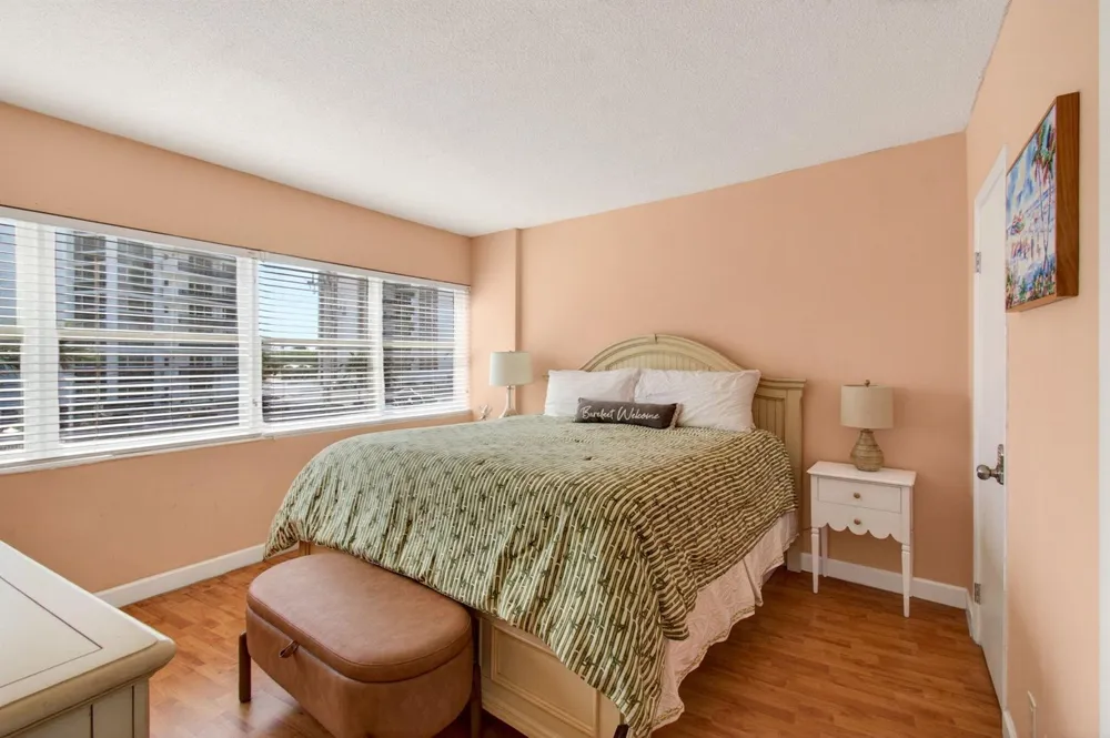 3250 NE 28th Street #Unit 302 Fort Lauderdale, FL 33308