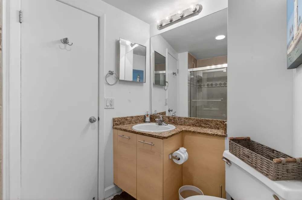 3250 NE 28th Street #Unit 302 Fort Lauderdale, FL 33308