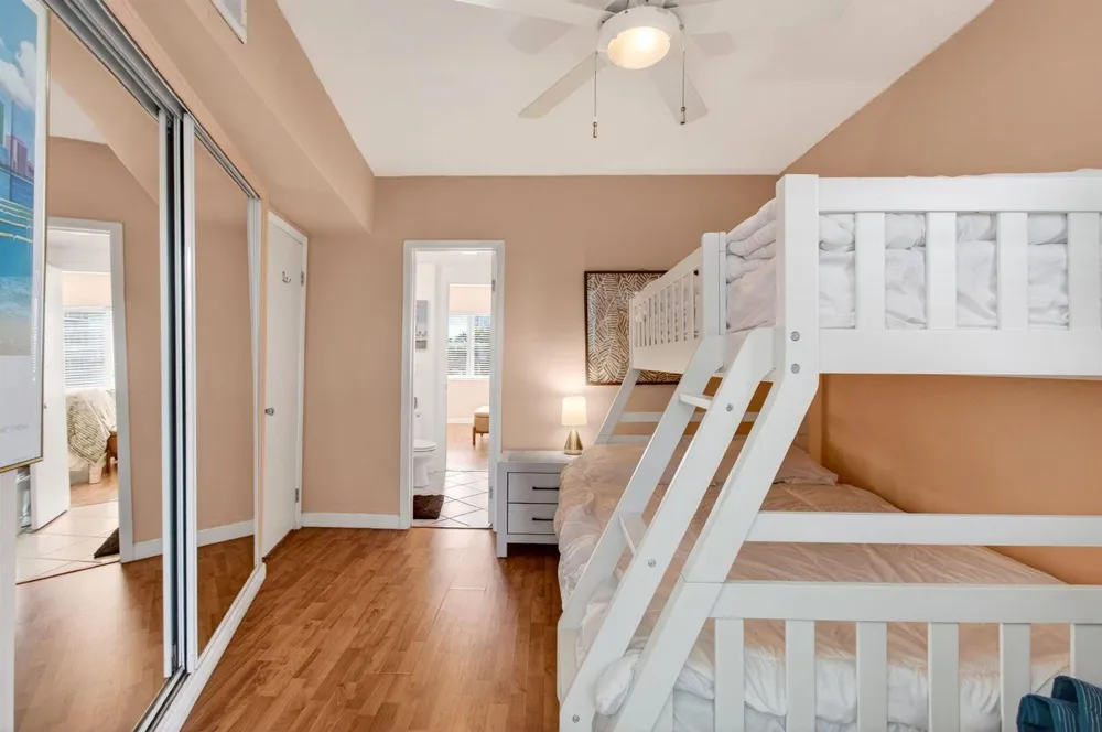 3250 NE 28th Street #Unit 302 Fort Lauderdale, FL 33308