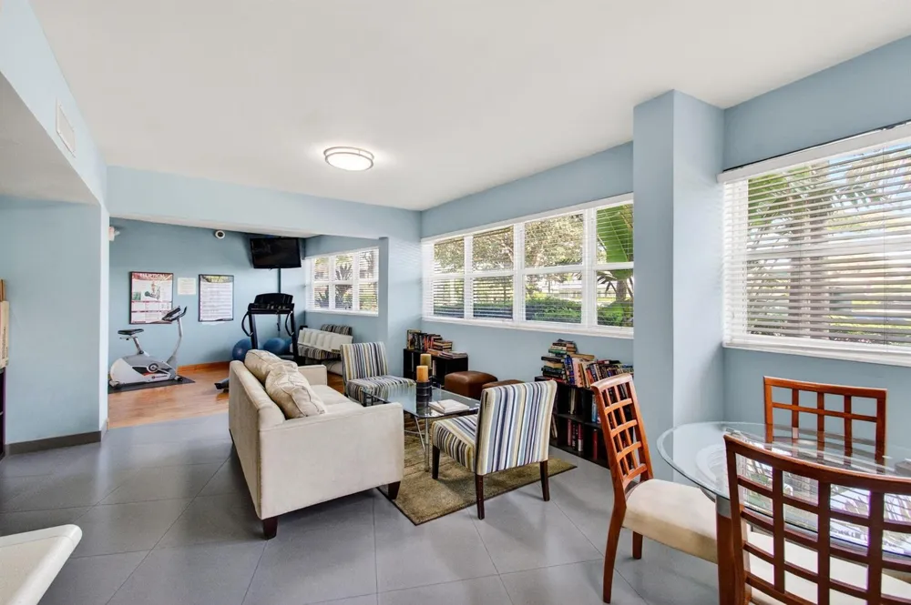 3250 NE 28th Street #Unit 302 Fort Lauderdale, FL 33308