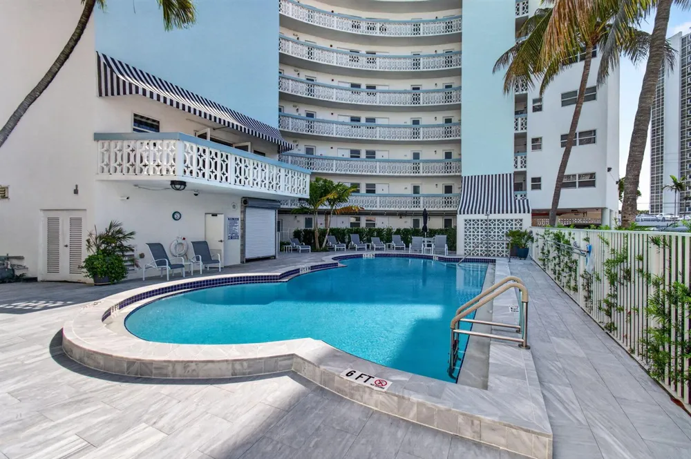 3250 NE 28th Street #Unit 302 Fort Lauderdale, FL 33308