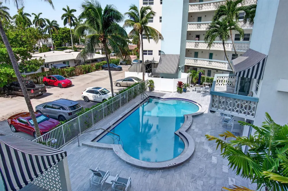 3250 NE 28th Street #Unit 302 Fort Lauderdale, FL 33308