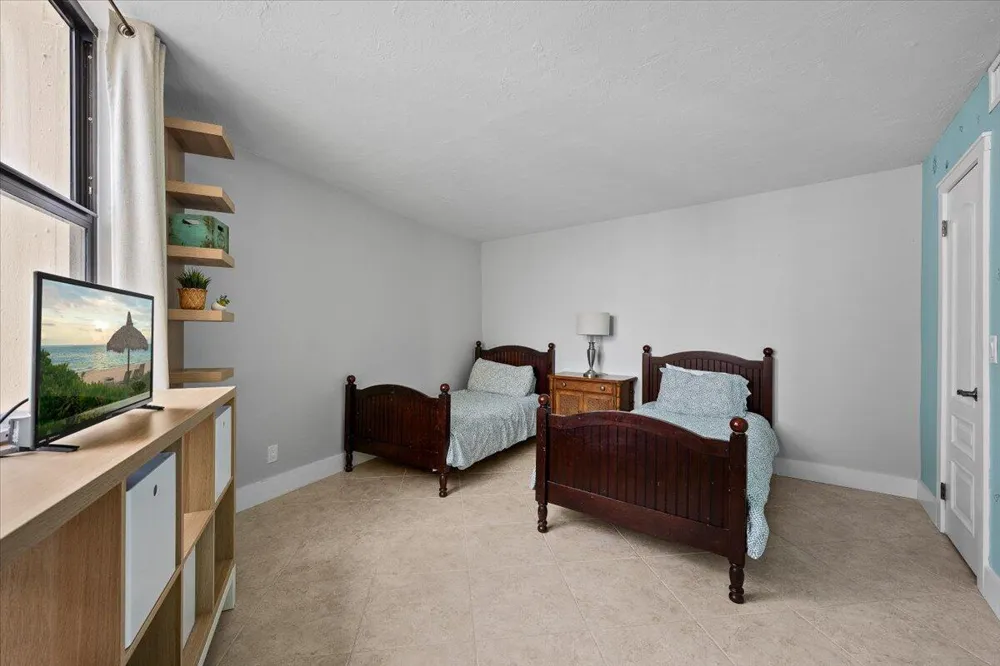 2800 Ocean Drive #A-18c Riviera Beach, FL 33404