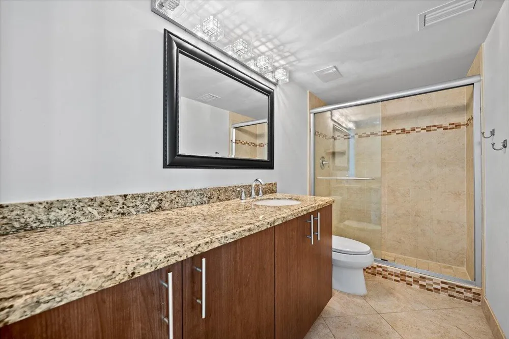 2800 Ocean Drive #A-18c Riviera Beach, FL 33404
