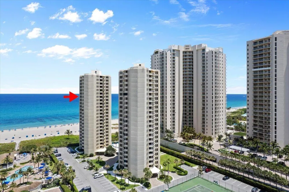 2800 Ocean Drive #A-18c Riviera Beach, FL 33404