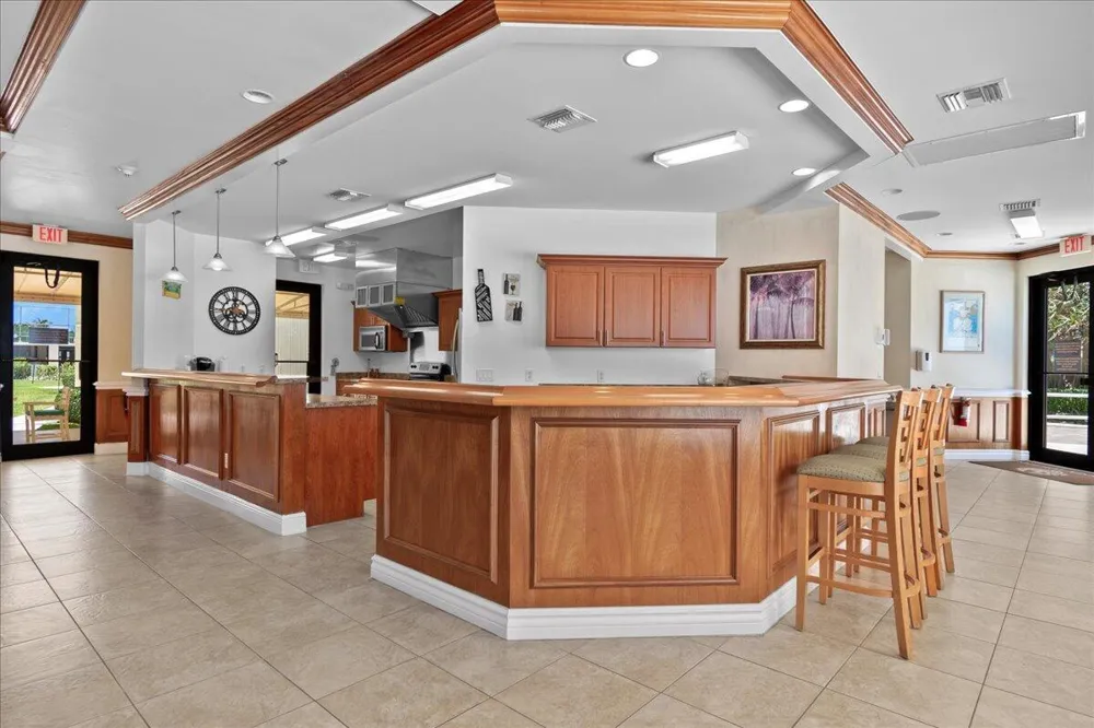 2800 Ocean Drive #A-18c Riviera Beach, FL 33404