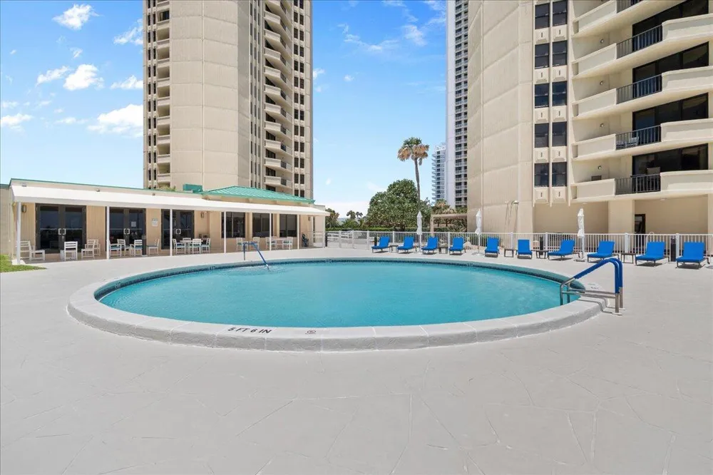 2800 Ocean Drive #A-18c Riviera Beach, FL 33404